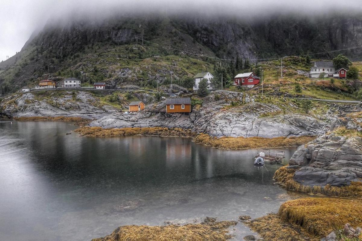 Moskenes Vacation Homes Buitenkant foto